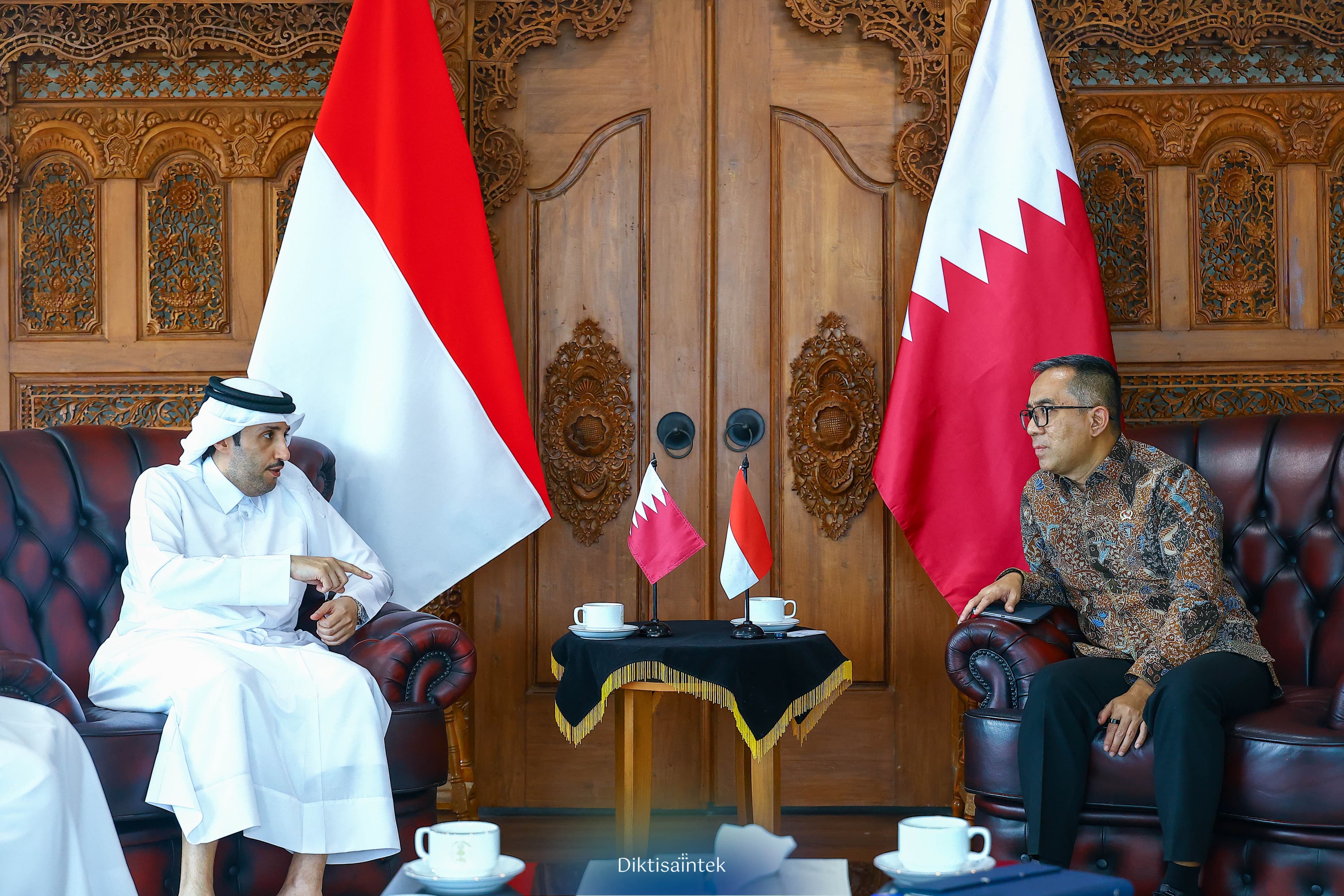 Mendiktisaintek dan Dubes Qatar Bahas  Kolaborasi Riset dan Mobilitas Talenta Unggul Antarnegara
