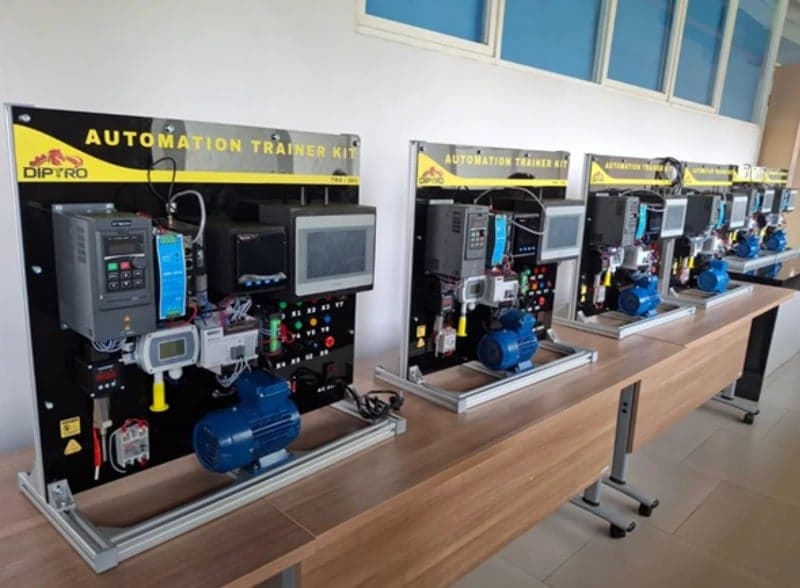 Sekolah Vokasi UNDIP Luncurkan Automation and Robotic Development Center, Perkuat Kolaborasi SMK dan Industri