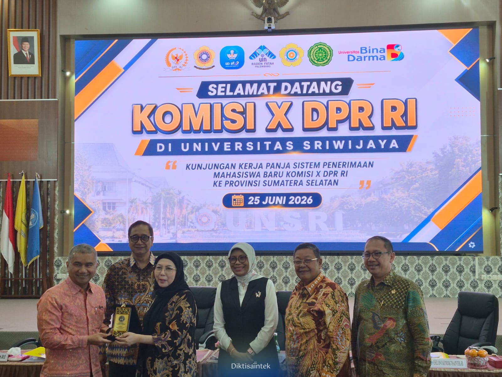 Kemdiktisaintek dan Komisi X DPR RI Bahas Penguatan Sistem Seleksi Penerimaan Mahasiswa Baru