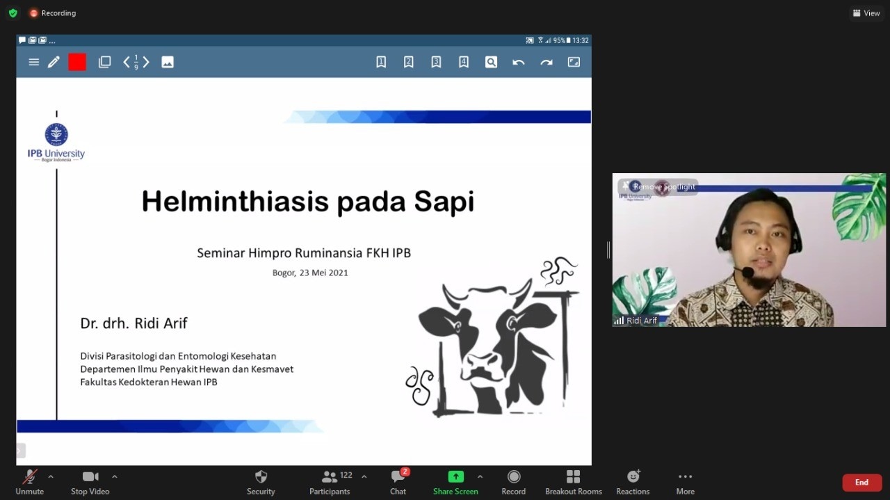 Buka Wawasan Mahasiswa, FKH IPB University Diskusi Helminthiasis pada Sapi