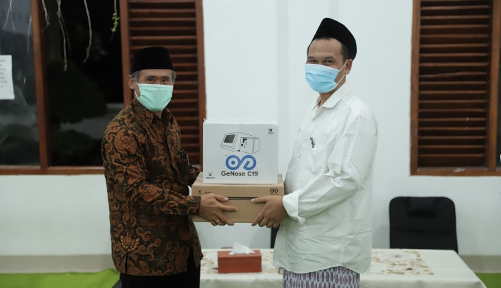 UGM Serahkan Bantuan GeNose C19 ke Al Quran Rembang