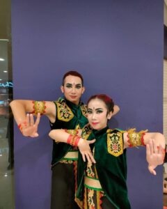 Mahasiswa Prodi Tari Raih Juara 2 Dalam Kejuaraan Daerah di Jawa Timur