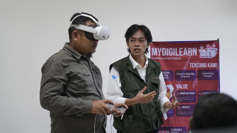 Tim Innovillage VirtuWave UNP Kenalkan Aplikasi VR untuk Mitigasi Bencana Tsunami