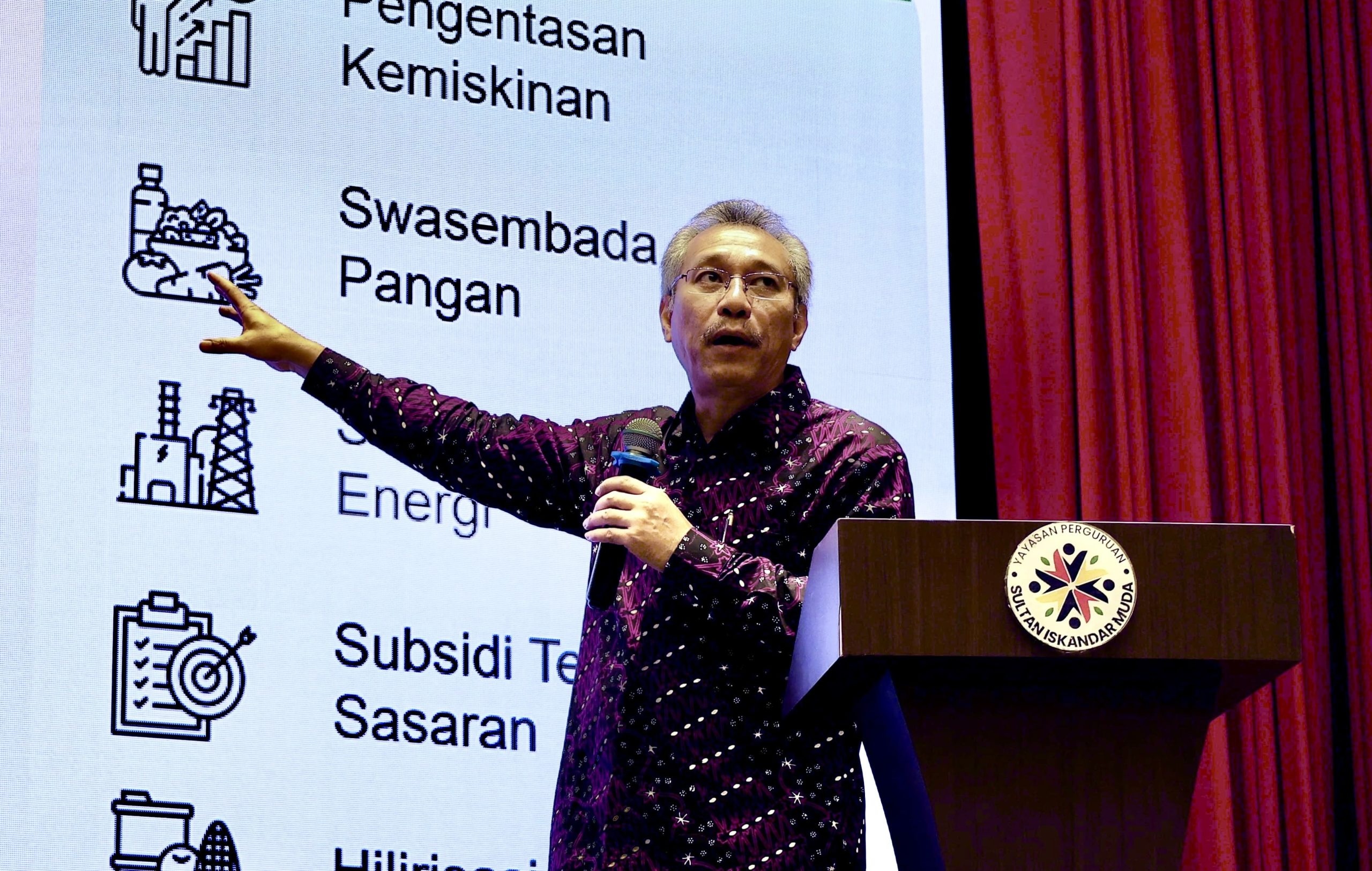 Sesjen Kemdiktisaintek Sosialisasikan Arah Baru Kebijakan Diktisaintek pada Civitas Akademika Universitas ST Bhinneka