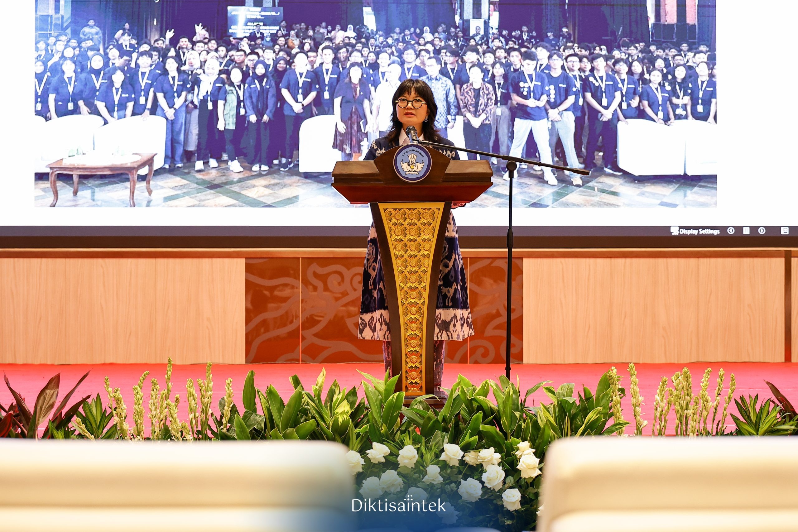 Kemdiktisaintek Bekali Calon Mahasiswa Beasiswa BIM dan Garuda: 337 Penerima Siap Lanjutkan Studi