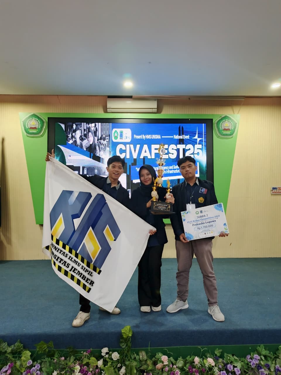 Harum di Kancah Nasional, Mahasiswa UNEJ Kembali Juarai Civil Bridge Competition 2025