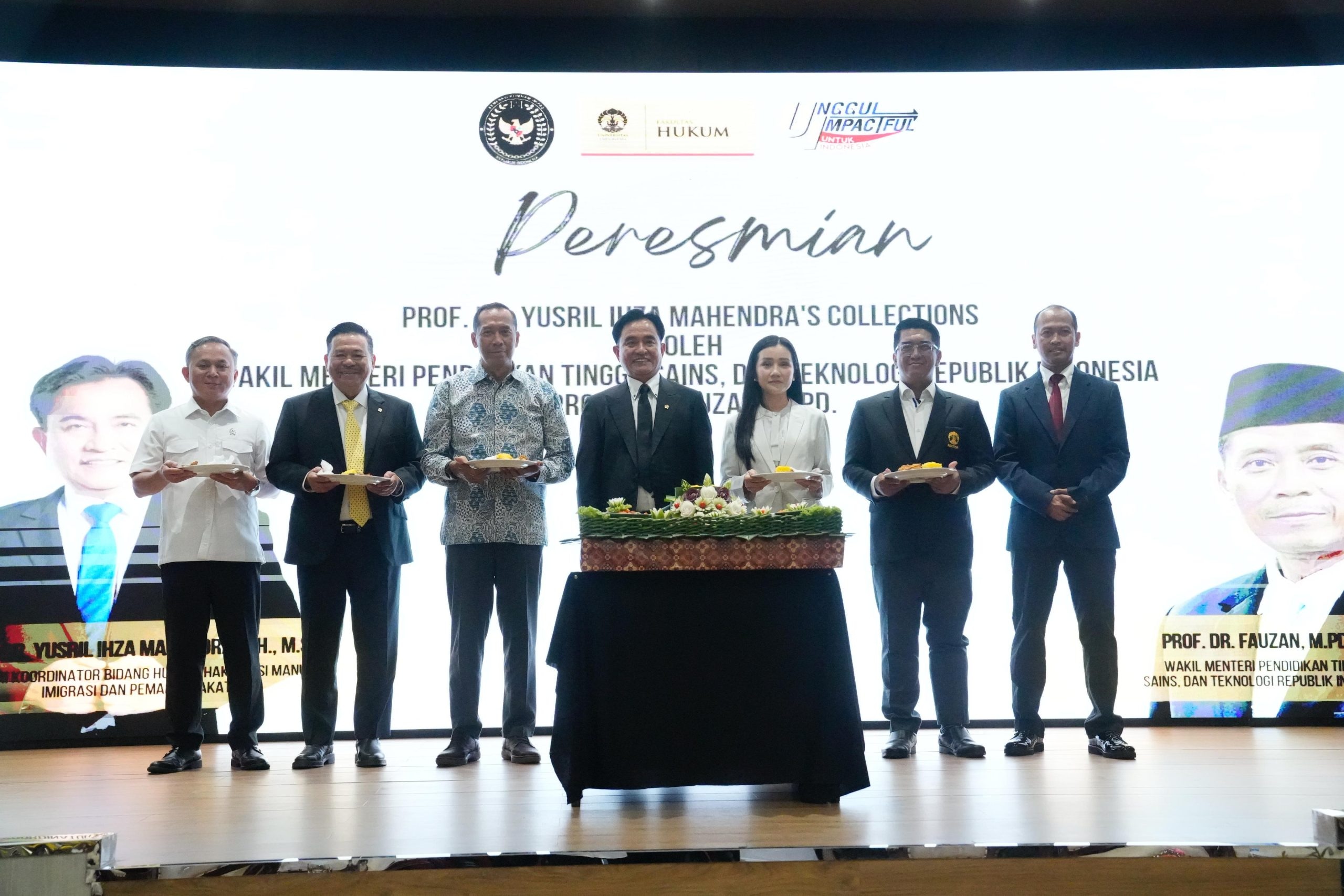 Wamen Fauzan Resmikan Prof. Dr. Yusril Izha Mahendra’s Collection di Fakultas Hukum Universitas Indonesia
