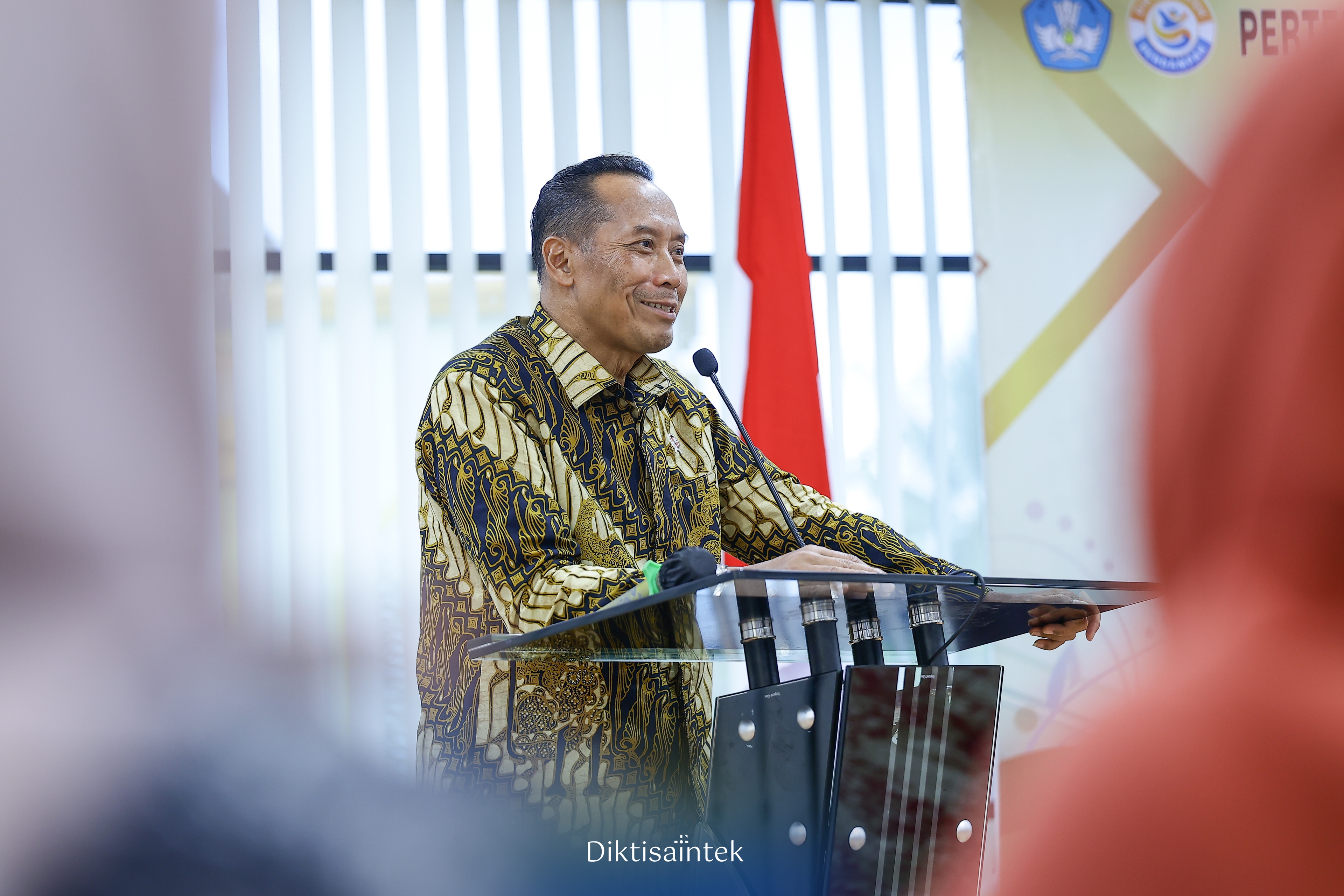 Dialog dengan Pimpinan PTS di Kalbar, Wamendiktisaintek Fauzan Dorong Penyelenggaraan Pendidikan Tinggi yang Berdampak dan Berkeadilan