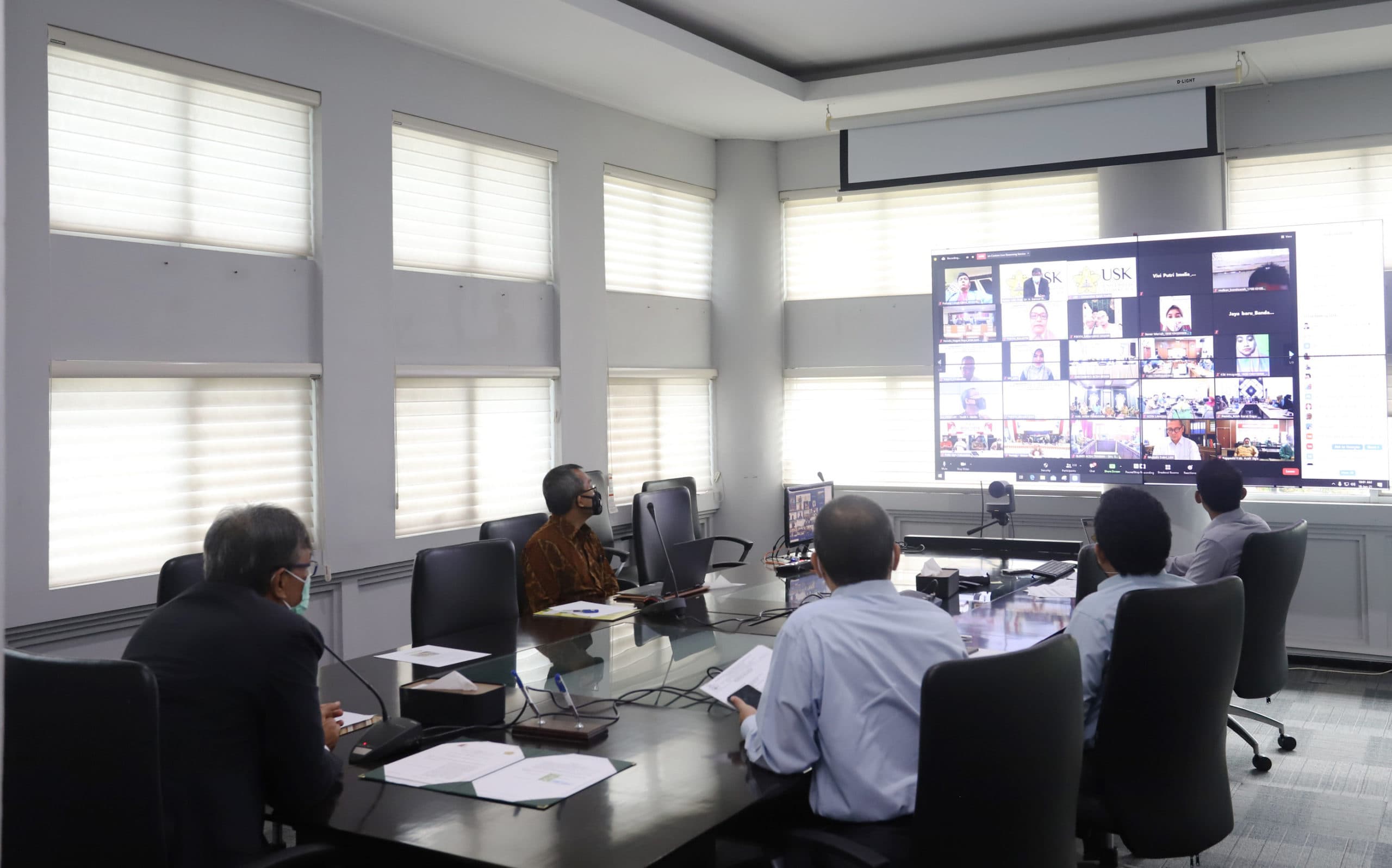 Dirjen Belmawa Lepas 2.753 Mahasiswa KKNT MM-II USK