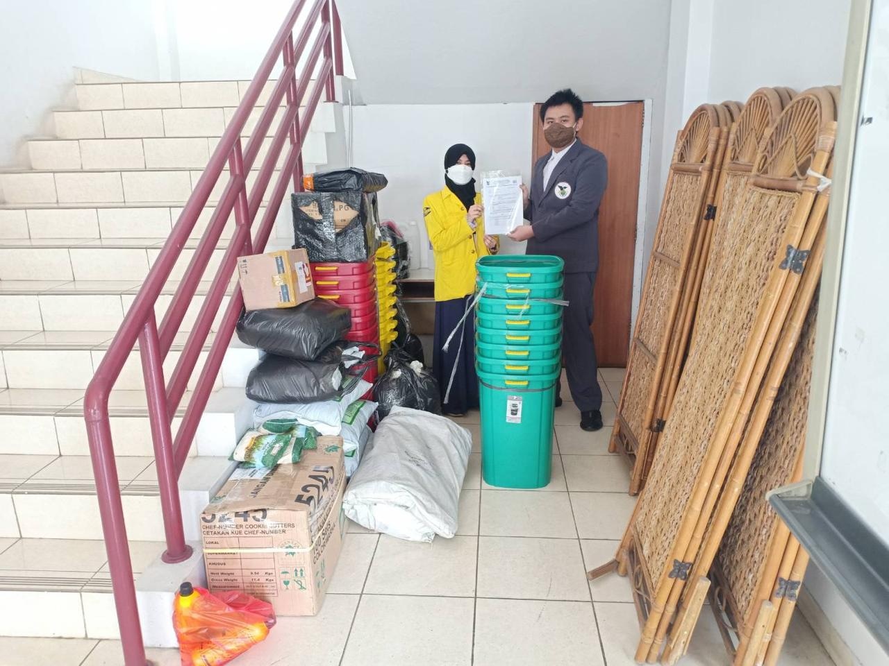 Tim Pengmas FKM UI Gerakkan Pengelolaan Sampah di Sekolah