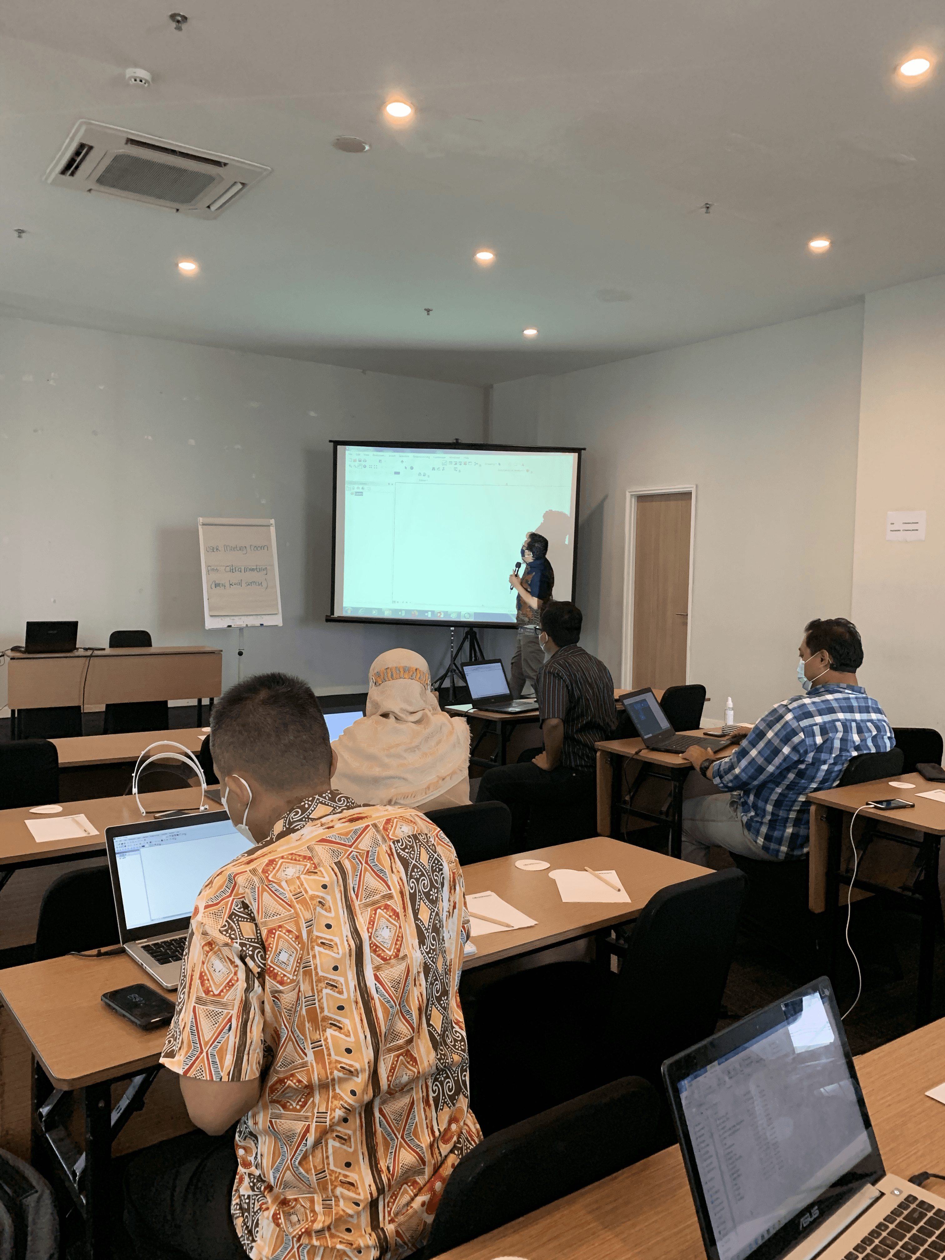 Dukung Pengembangan SDM KKP, PKSPL IPB University Gelar Pelatihan Dasar Sistem Informasi Geografis