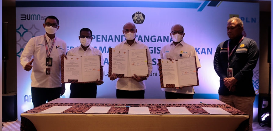 Wujudkan Percepatan Transisi Energi, PLN Gandeng Undana dan Pemprov NTT Teken MoU