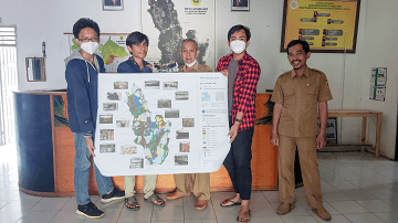 Bantu Perkembangan Ekonomi, Mahasiswa KKN-T IPB University Buat Peta Potensi Desa Sinar Sari