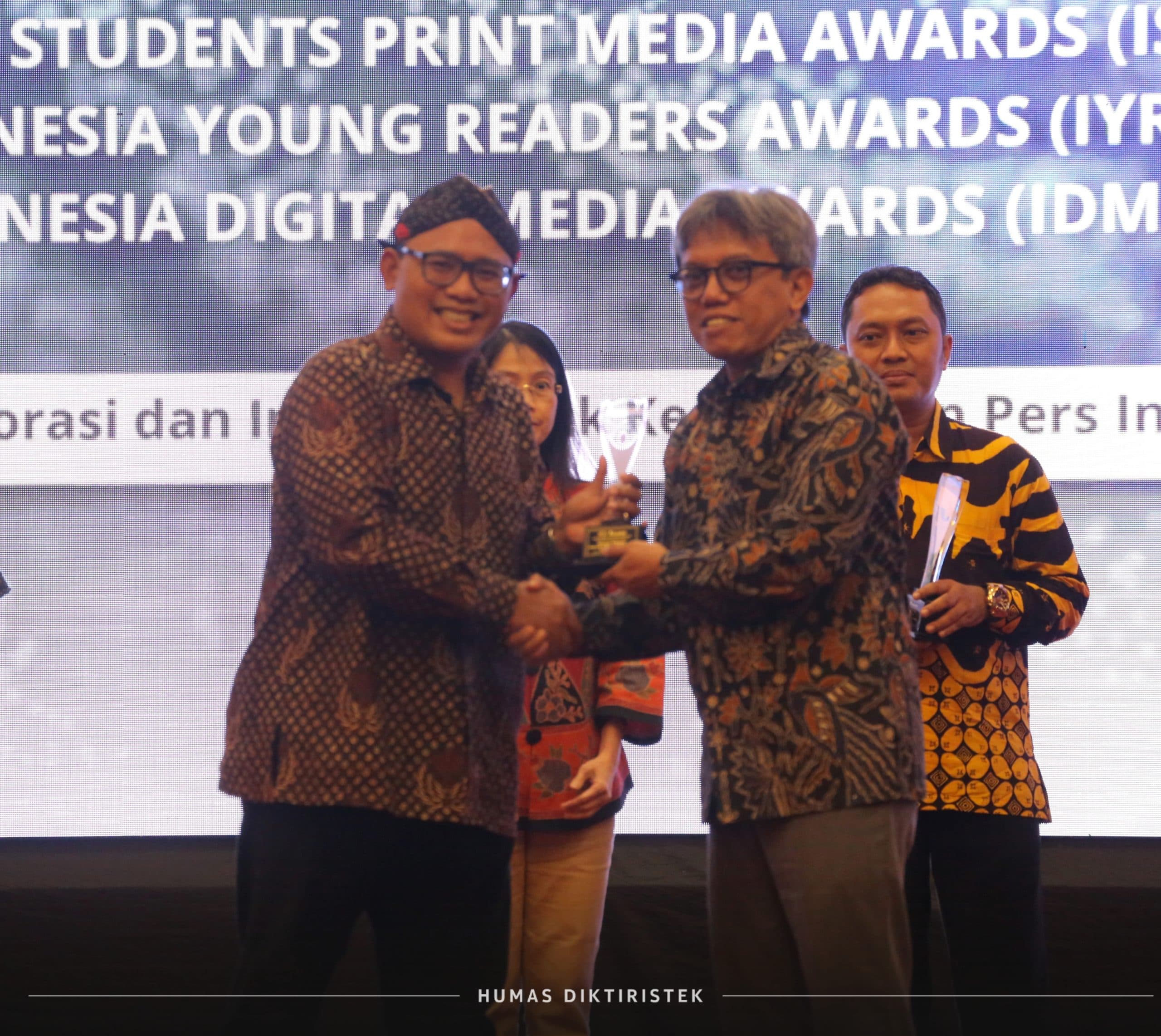 Ditjen Diktiristek Raih Penghargaan dalam Ajang SPS Awards 2023