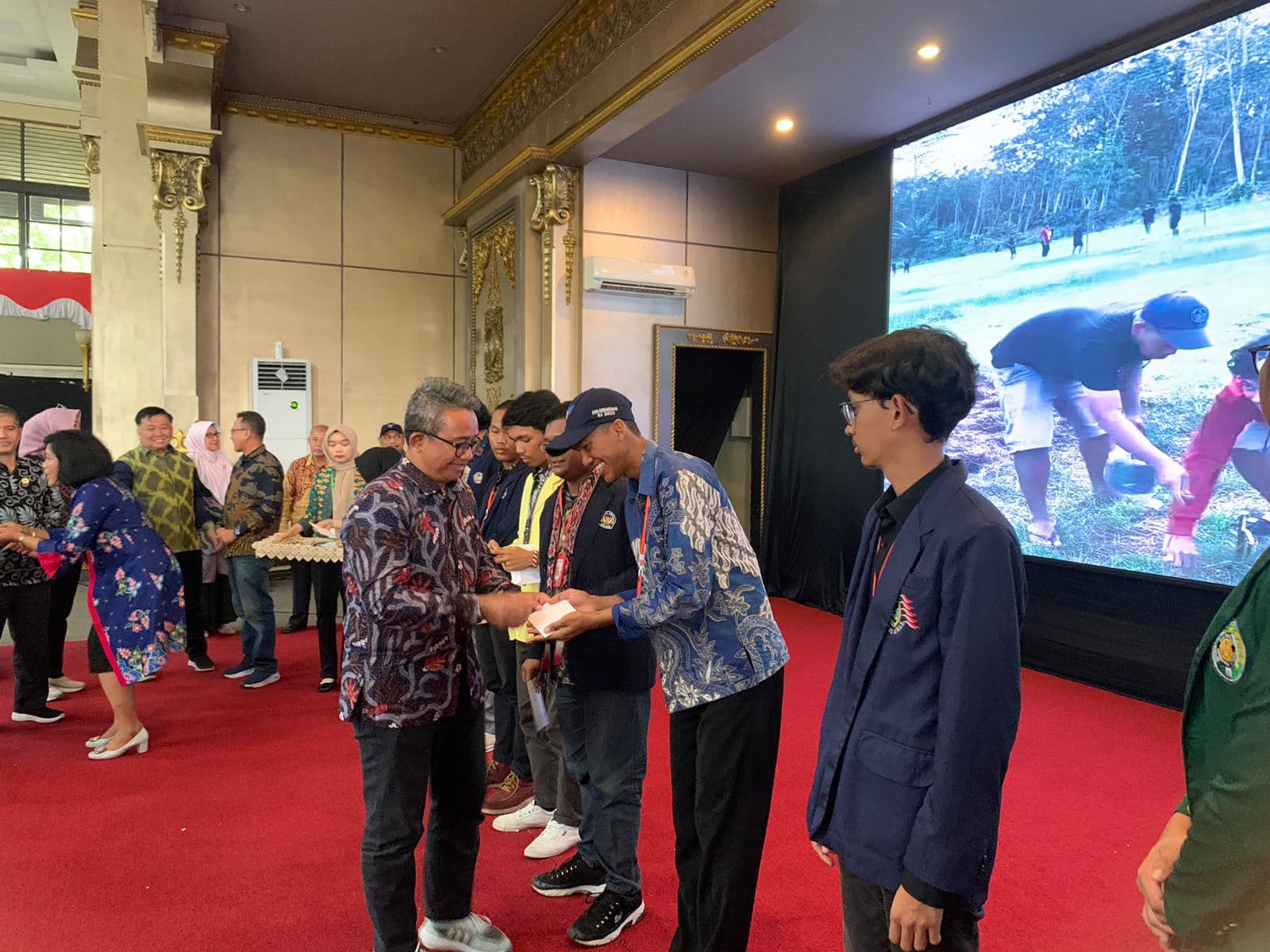 5 Mahasiswa ISI Padangpanjang Sukses Ikut KKN Kebangsaan XI