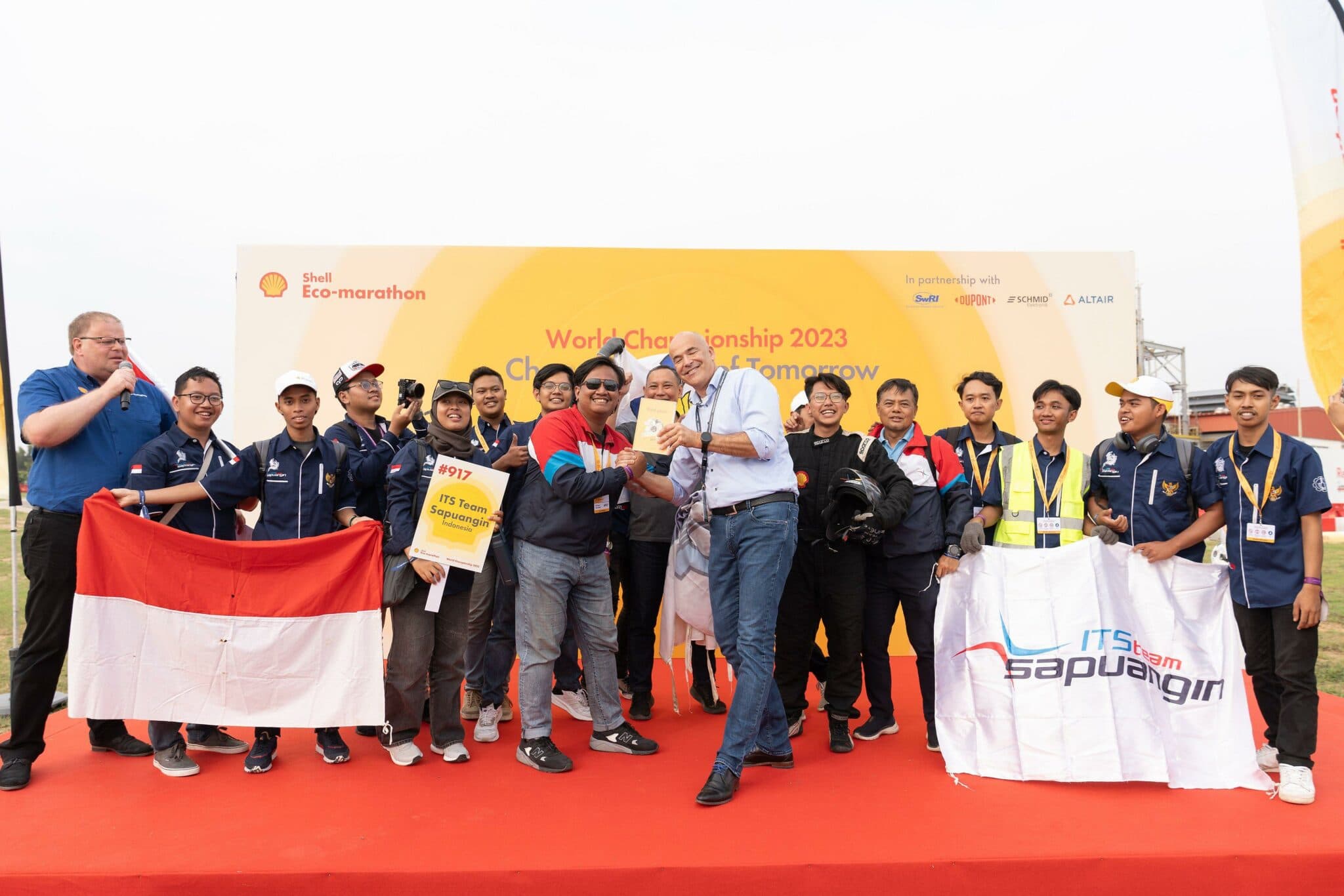 Tim Sapuangin ITS Juara 3 Dunia pada Shell Eco-Marathon 2023