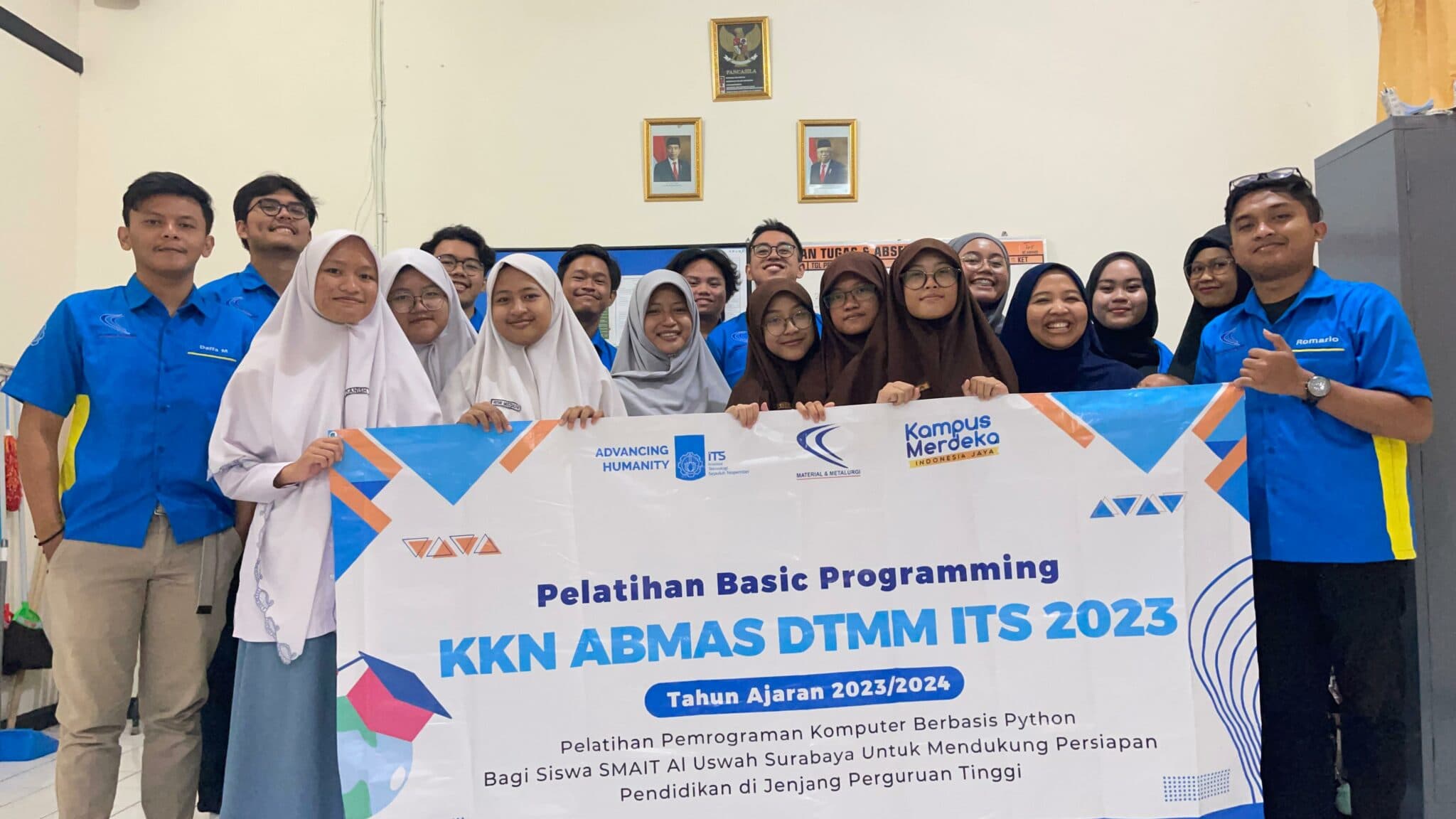 Kenalkan Pemrograman pada Siswa, ITS Gelar Pelatihan Phyton