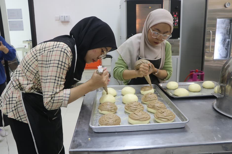 Fateta Bakery UNEJ: Dari Laboratorium Hingga Jadi Bisnis Sukses