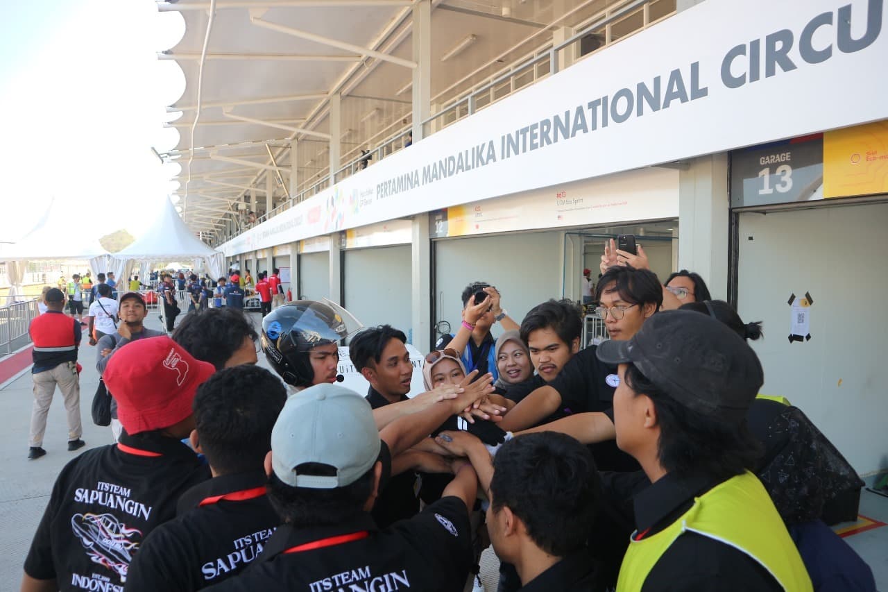 Tampil Gemilang, Tim Sapuangin ITS Sabet Juara Regional Championship SEM 2024