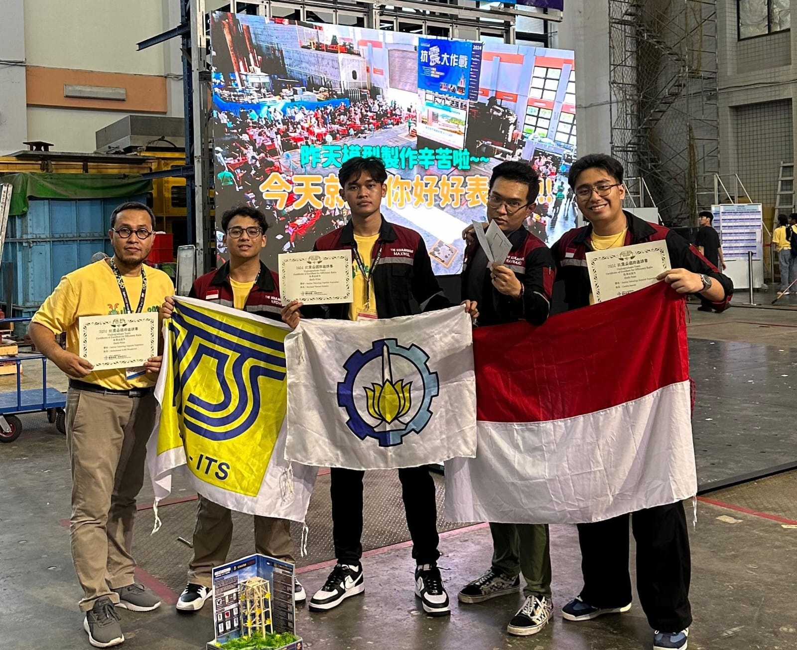 Tim Equilibriums ITS Sabet Tiga Penghargaan IDEERS 2024 di Taiwan