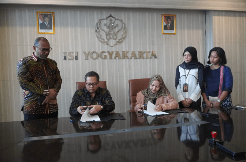 Kolaborasi ISI Yogyakarta dan PT Yipu Teknologi Alami, Wujudkan Saraswati Green Environment