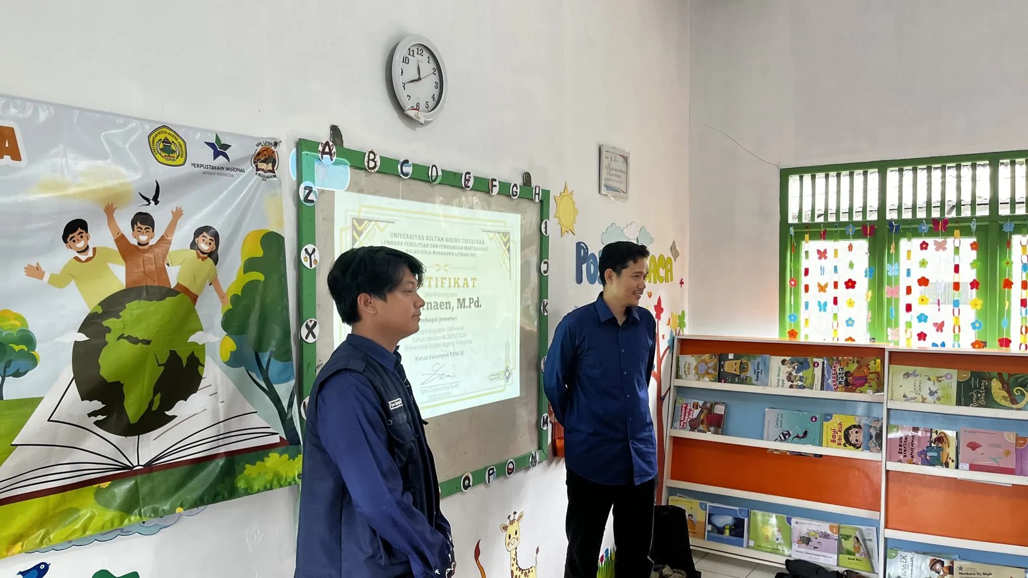 Mahasiswa KKM 26 Untirta Hadirkan Semangat Literasi di Desa Sukasari Melalui Kegiatan GERMARA