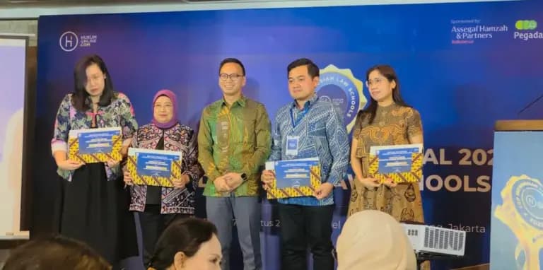 FH UNDIP Raih Predikat PTN Hukum Terbaik Wilayah Tengah pada Top Indonesian Law School 2025