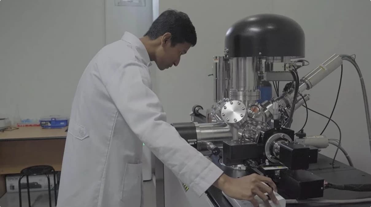 UPT Laboratorium Terpadu UNDIP: Dari TEM hingga XPS, Menjadi Jantung Inovasi dan Riset Bermartabat