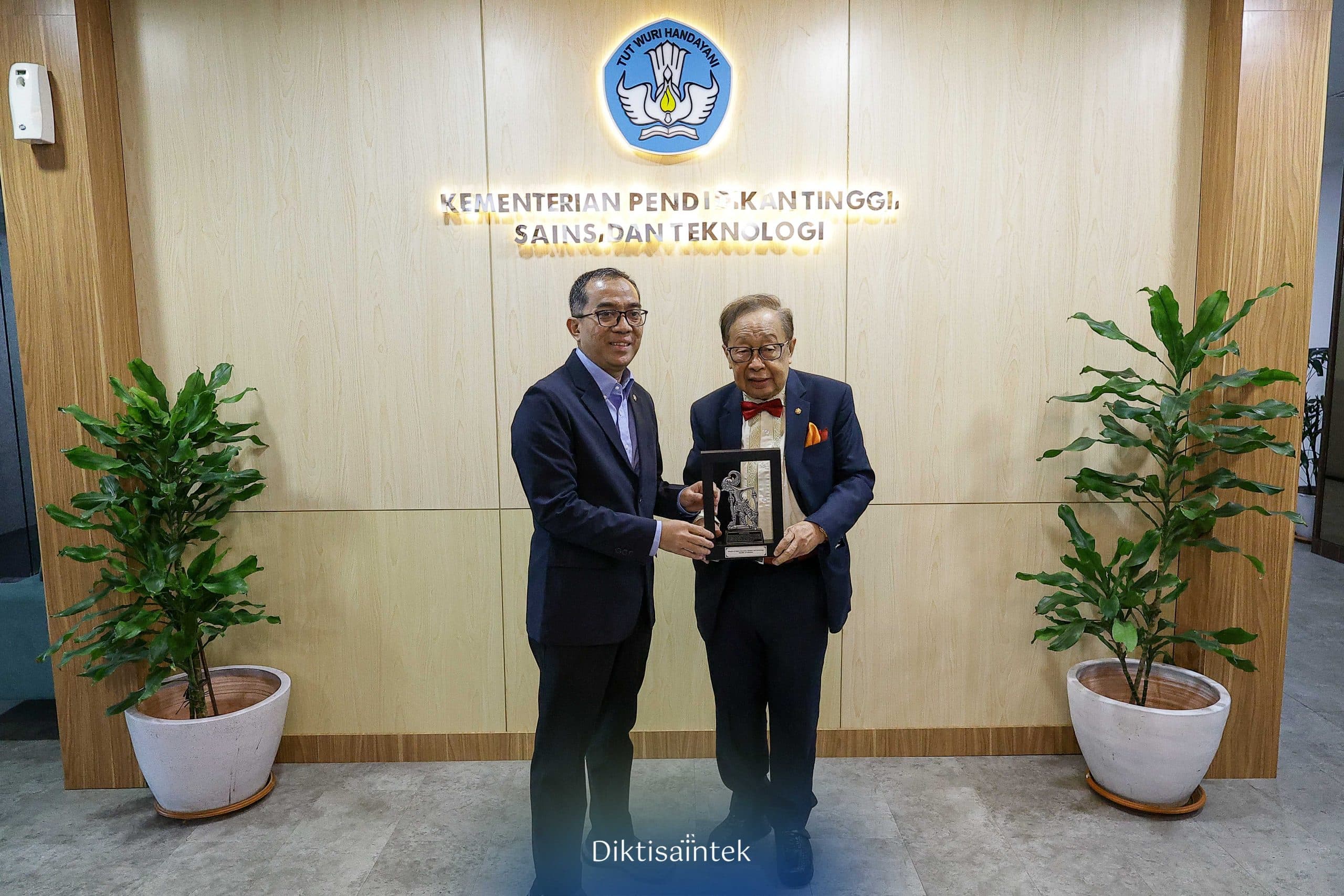 Kolaborasi Sains dan Teknologi Indonesia-Tiongkok