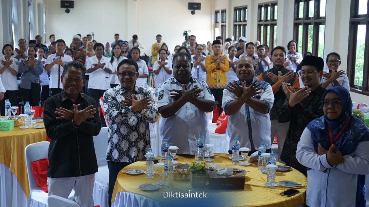Dari Papua, Anak Negeri Menatap Dunia