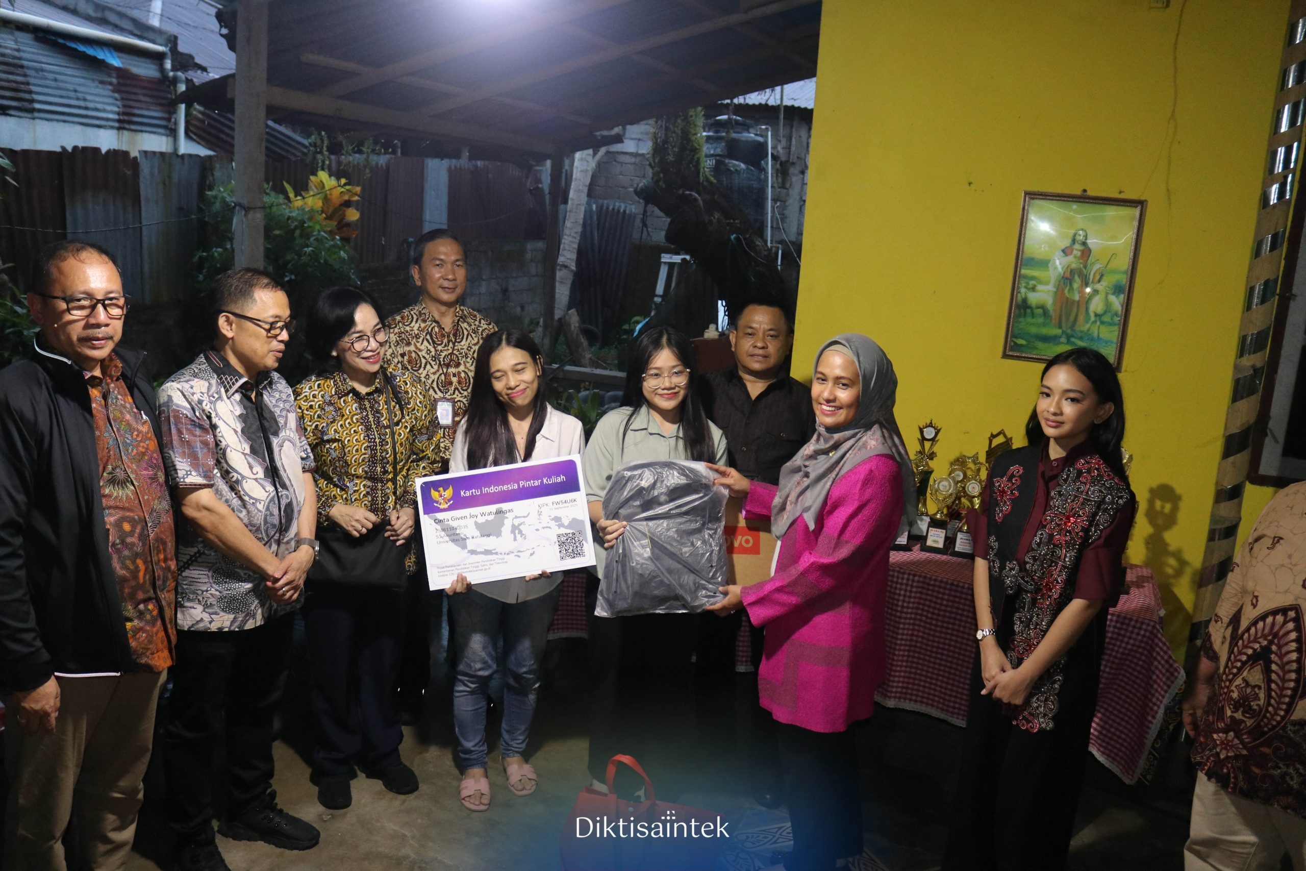 Kemdiktisaintek dan Komisi X DPR RI Pastikan Penerima KIP Kuliah Tepat Sasaran di Kota Manado