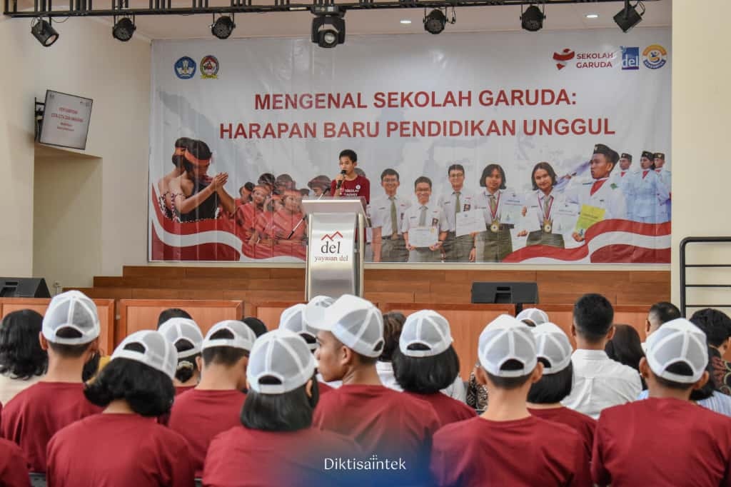 Menyemai Ketangguhan dan Harapan di Sekolah Garuda