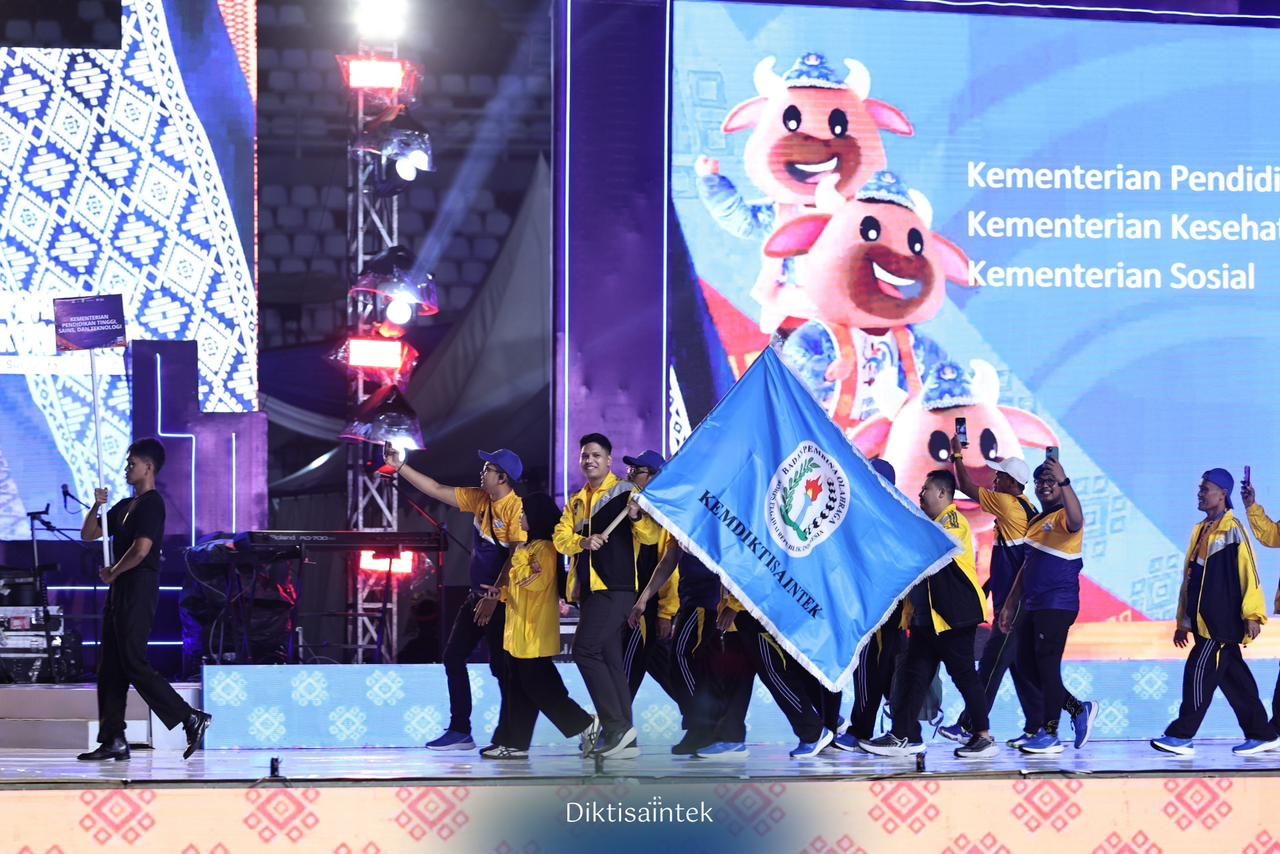 Kemdiktisaintek Hadiri Opening Ceremony PORNAS XVIII KORPRI 2025