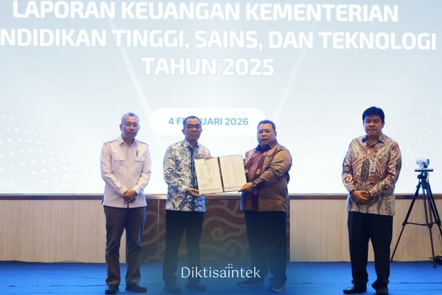 Mendiktisaintek Menghadiri Rapat Dengan BPK RI