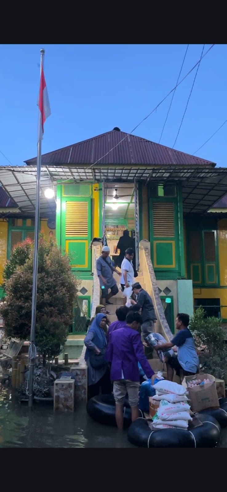 Respons Darurat Perguruan Tinggi: Layanan Medis, Psikososial, dan Logistik Dikerahkan ke Sumatra