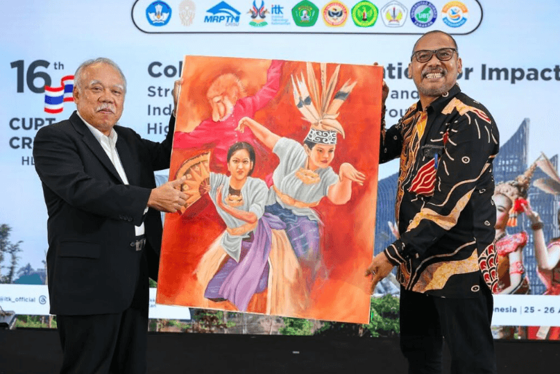 Kolaborasi ISI Yogyakarta dan ISBI Kalimantan Timur Tampil di Forum Internasional CUPT–CRISU ke-16 Tahun 2025