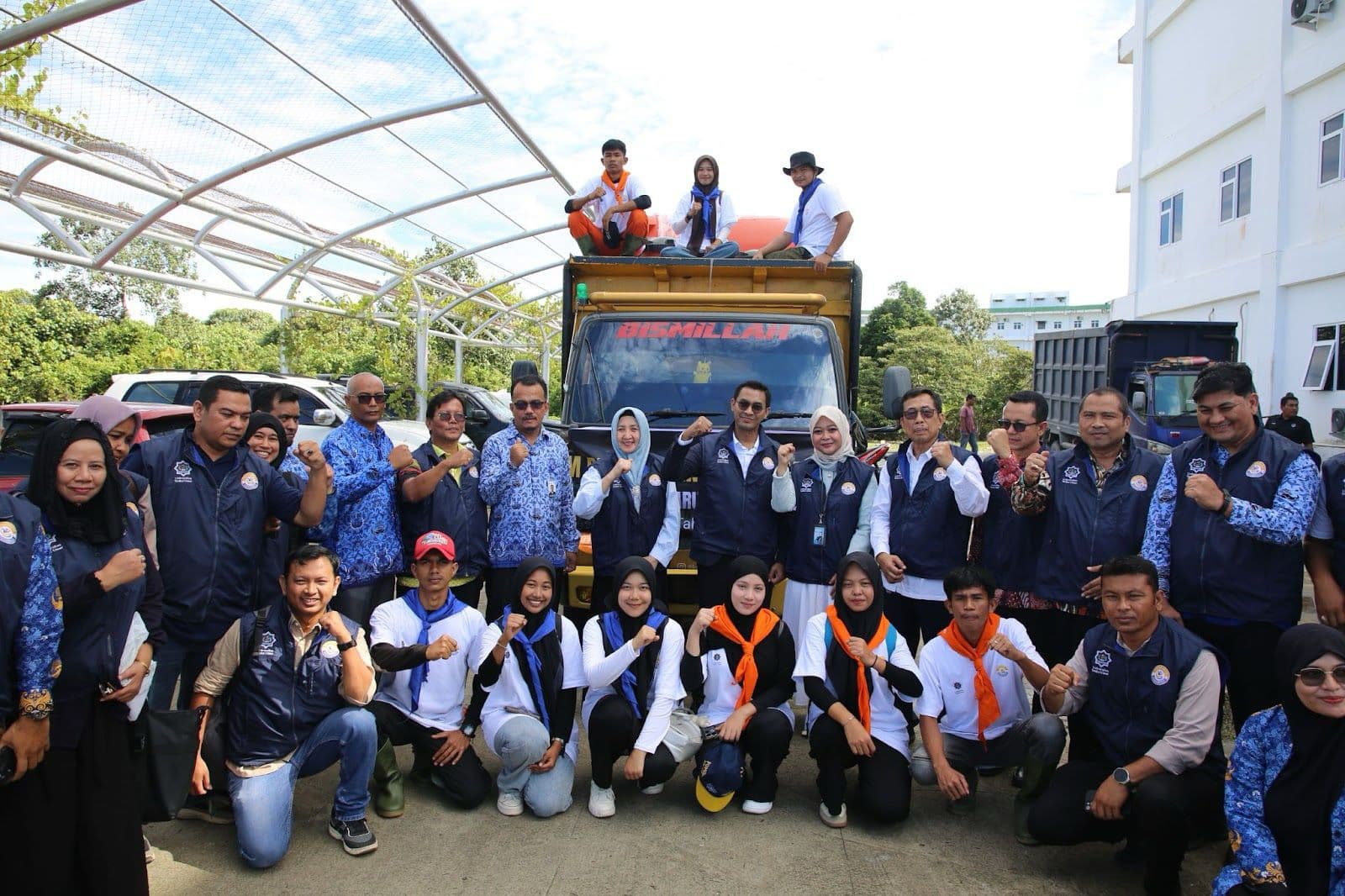 Lewat Program PKM Tanggap Darurat Bencana Kemdiktisaintek: UTU Salurkan Bantuan untuk Warga Terdampak Banjir di Aceh