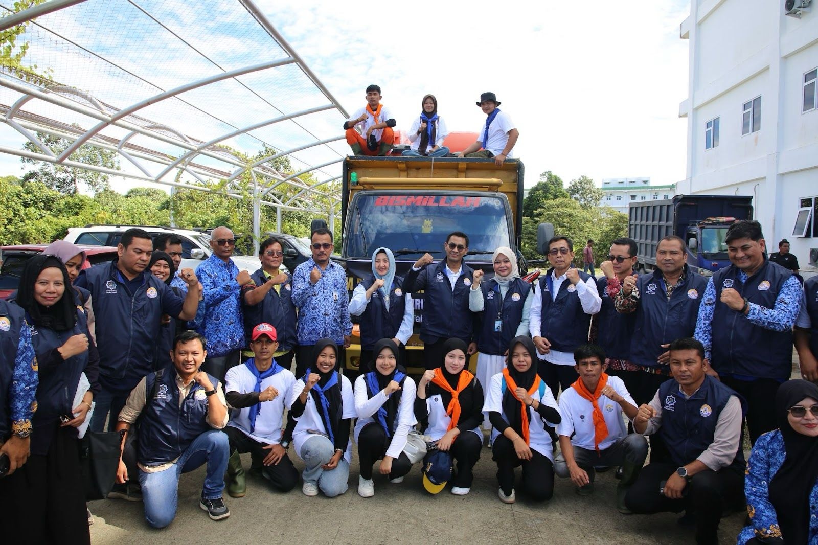 Lewat Program PKM Tanggap Darurat Bencana Kemdiktisaintek: UTU Salurkan Bantuan untuk Warga Terdampak Banjir di Aceh
