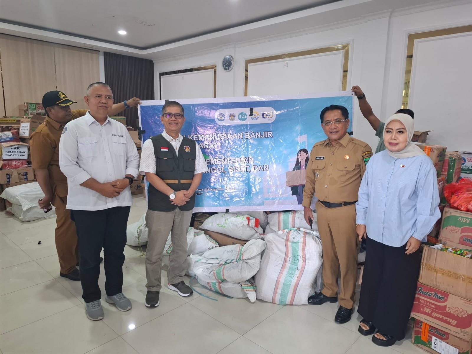 Aksi Nyata Kepedulian, ISI Padangpanjang Salurkan Bantuan Kemanusiaan