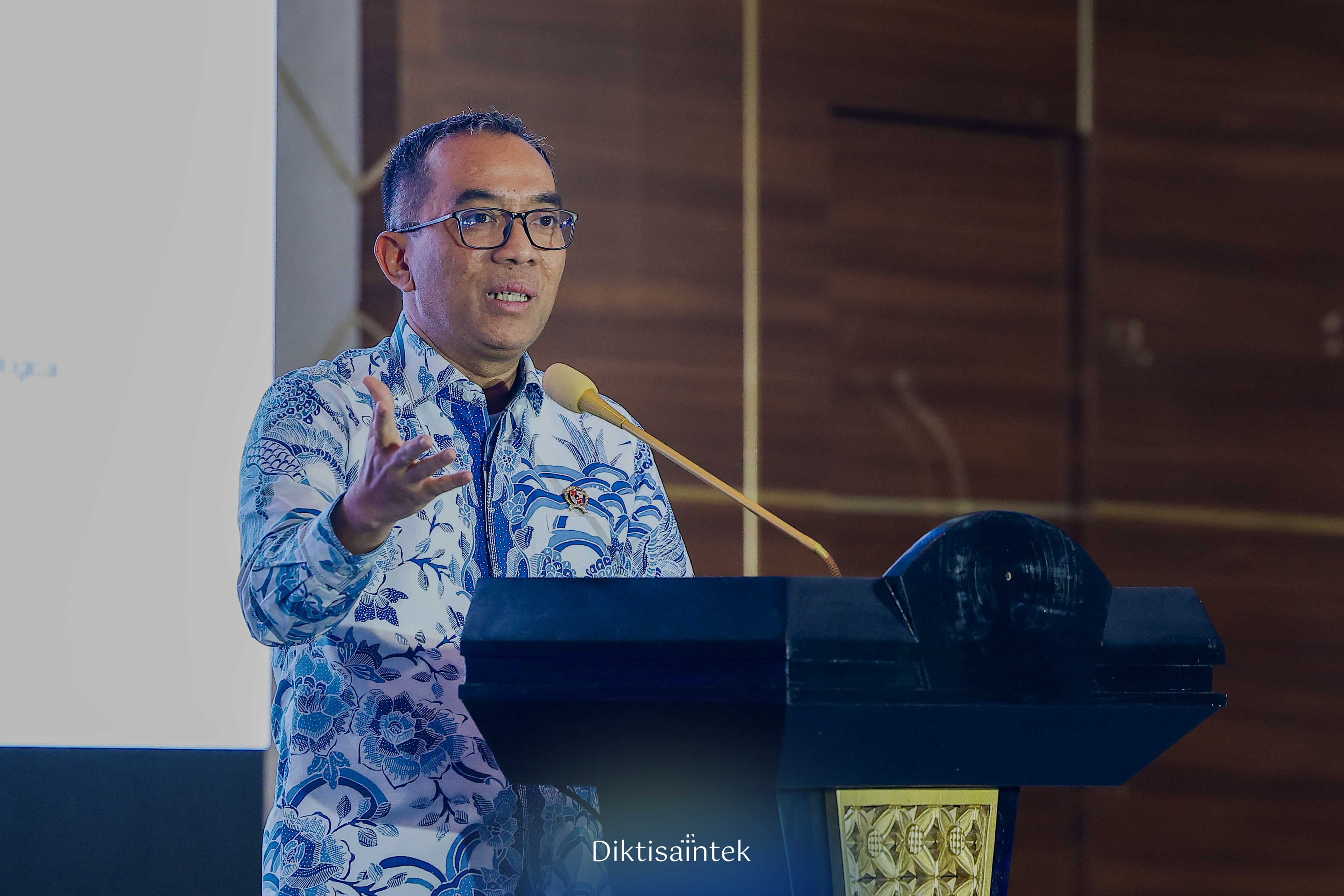 Mendiktisaintek Dorong Kepemimpinan Berintegritas dan Tangguh Hadapi Disrupsi Global