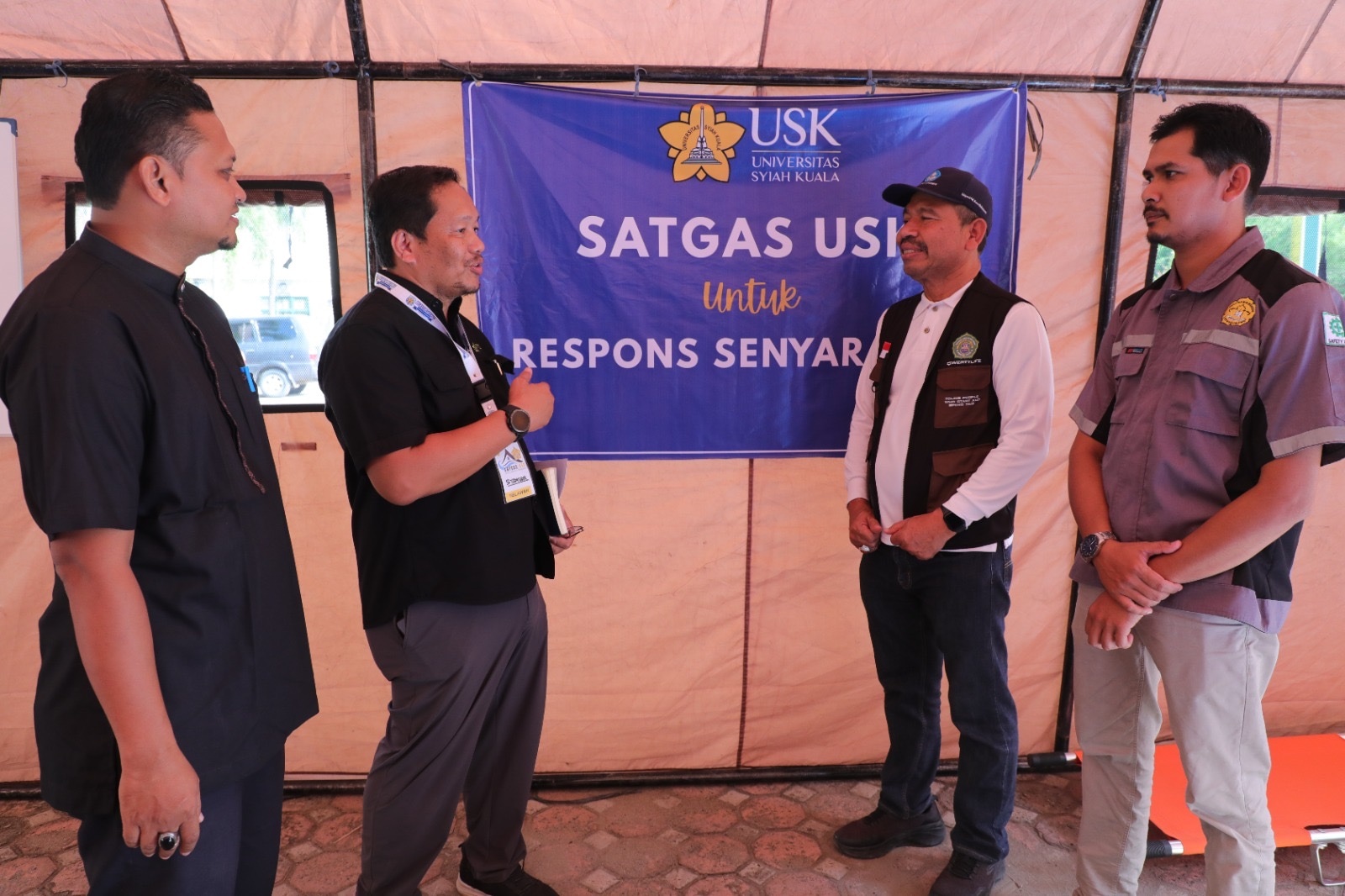 Posko Darurat Kesehatan Universitas Almuslim dan Syiah Kuala, Selamatkan Warga Terdampak Bencana di Aceh