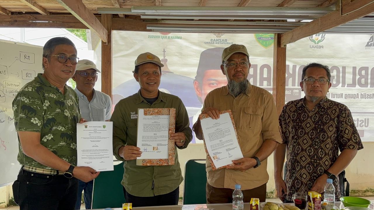 Ayam ALOPE UNHAS-1 Jadi Ikon Pengentasan Kemiskinan Pemkab Barru