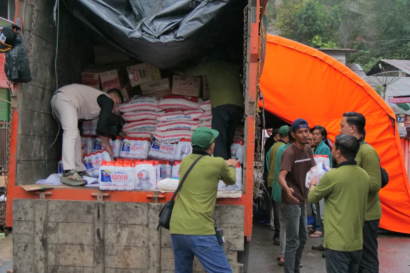 Dari Jakarta untuk Indonesia: LLDikti Wilayah III dan PTS Jakarta Salurkan Bantuan Bencana Sumatra Tahap II