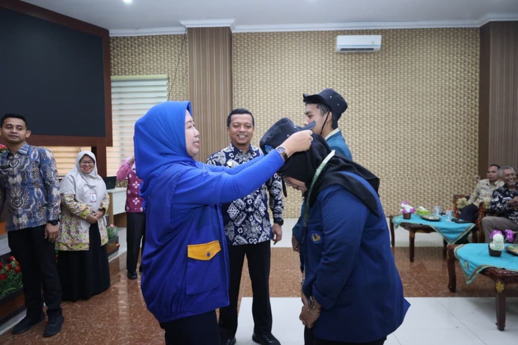 Unila Serahkan 130 Mahasiswa KKN ke Pringsewu