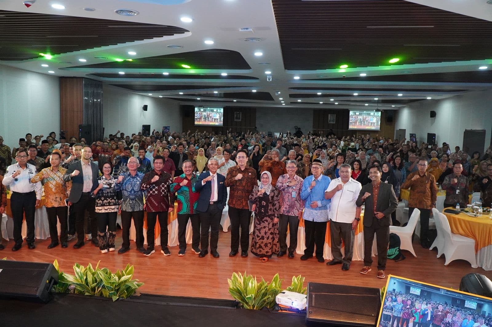 Kemdiktisaintek Dorong Akselerasi Transformasi Pendidikan Tinggi Jawa Tengah Melalui Penguatan Sinergi dan Inovasi