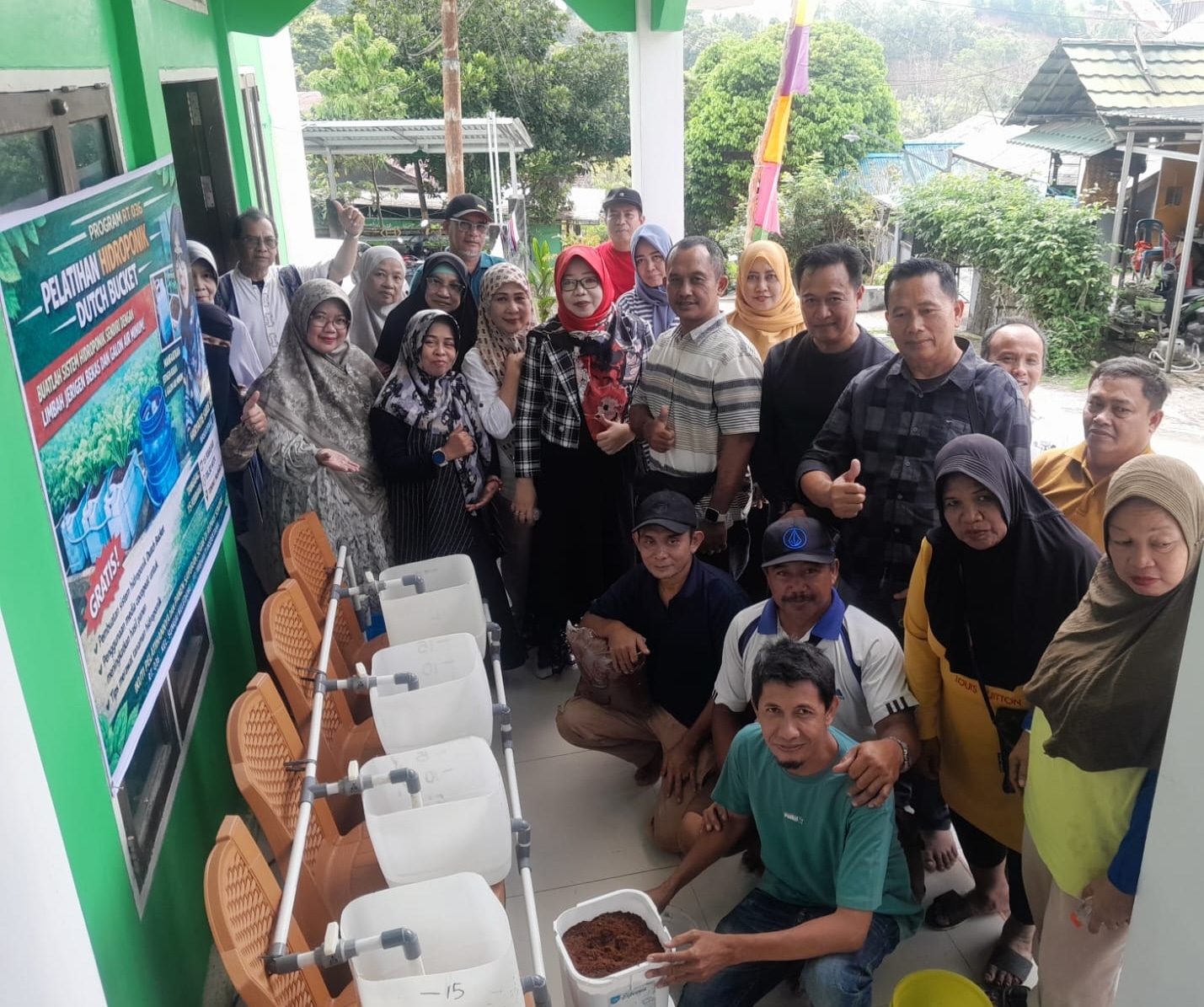 Dosen Politani Samarinda Kembangkan Inovasi Dutch Bucket dan Cocopeat untuk Kemandirian Pangan