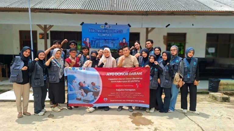 Setetes Darah untuk Sesama: KKM 83 Untirta dan PMI Serang Sukses Gelar Donor Darah di Desa Kamasan