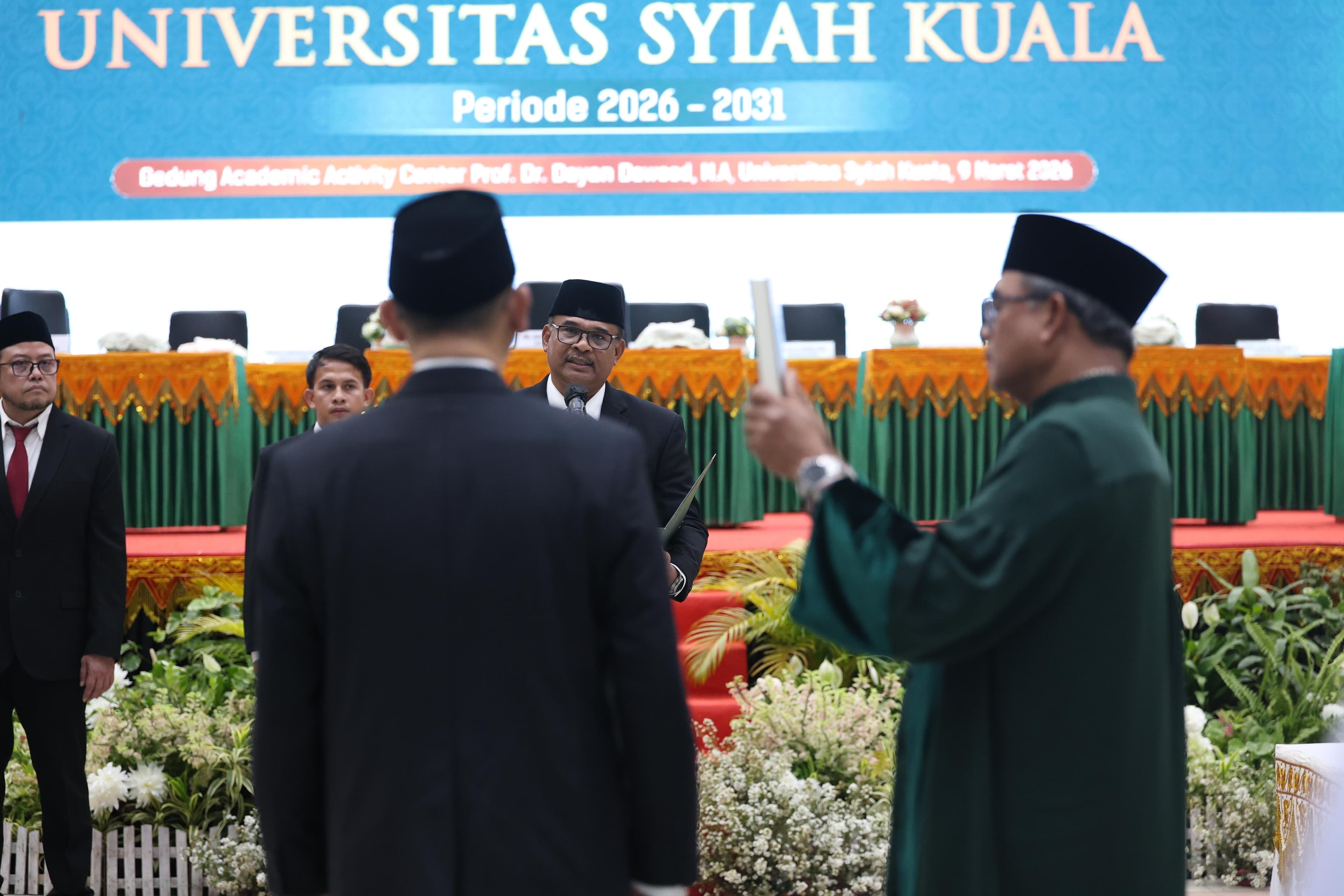 Rektor Baru USK Dilantik, Perkuat Pengembangan Sains dan Teknologi di Wilayah Barat Indonesia