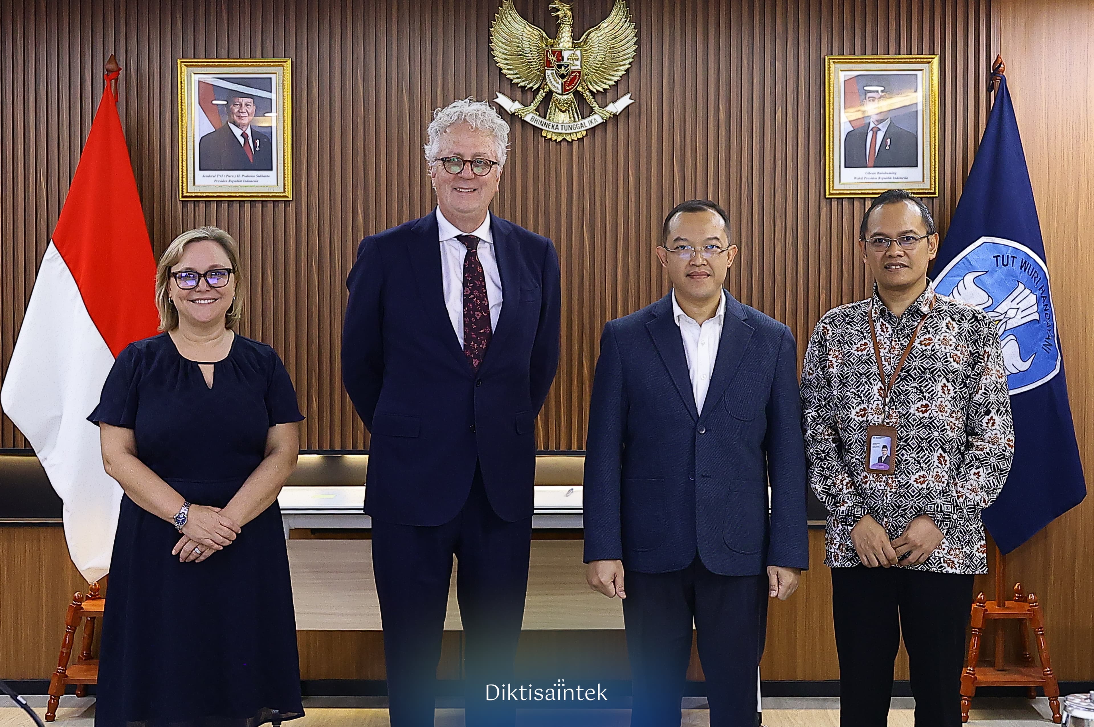Perkuat Kolaborasi Global, Kemdiktisaintek dan University of Sydney Teken Perjanjian Beasiswa Bersama