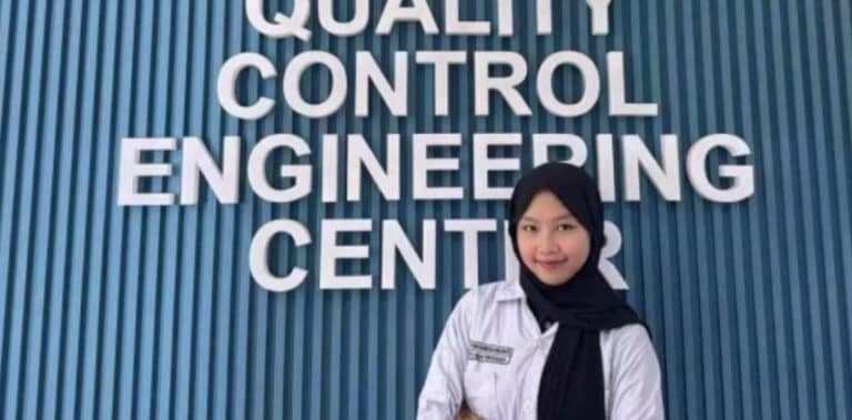 Mahasiswa Sekolah Vokasi UNDIP Kembangkan Biocoolant dari Limbah Gliserol Berbasis AI